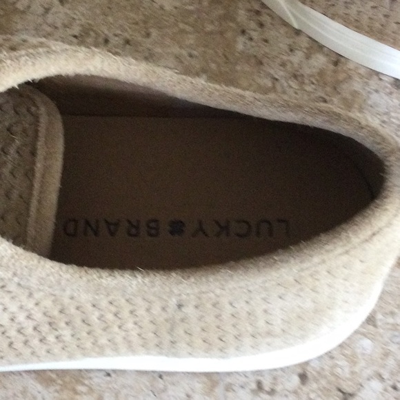 Lucky Brand suede sneakers - Picture 5 of 6